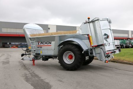 Muck Spreader